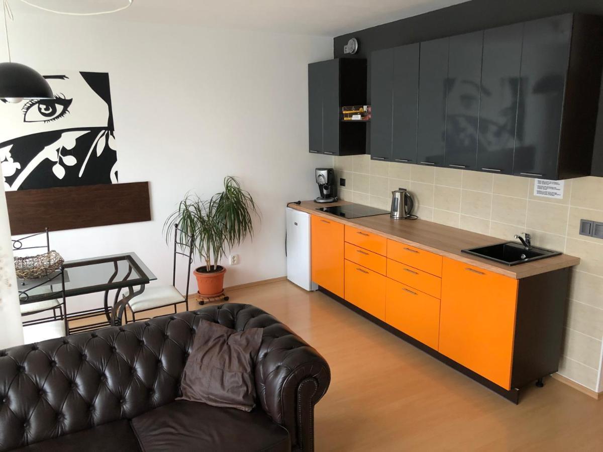 Richie Apartment near Aquapark Prag Exterior foto