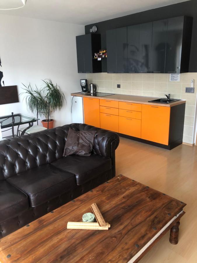 Richie Apartment near Aquapark Prag Exterior foto