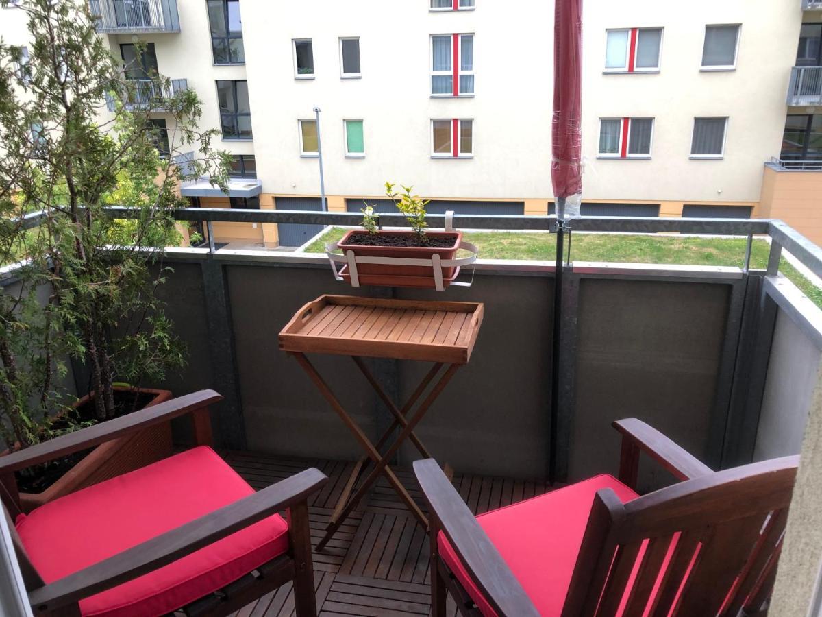 Richie Apartment near Aquapark Prag Exterior foto
