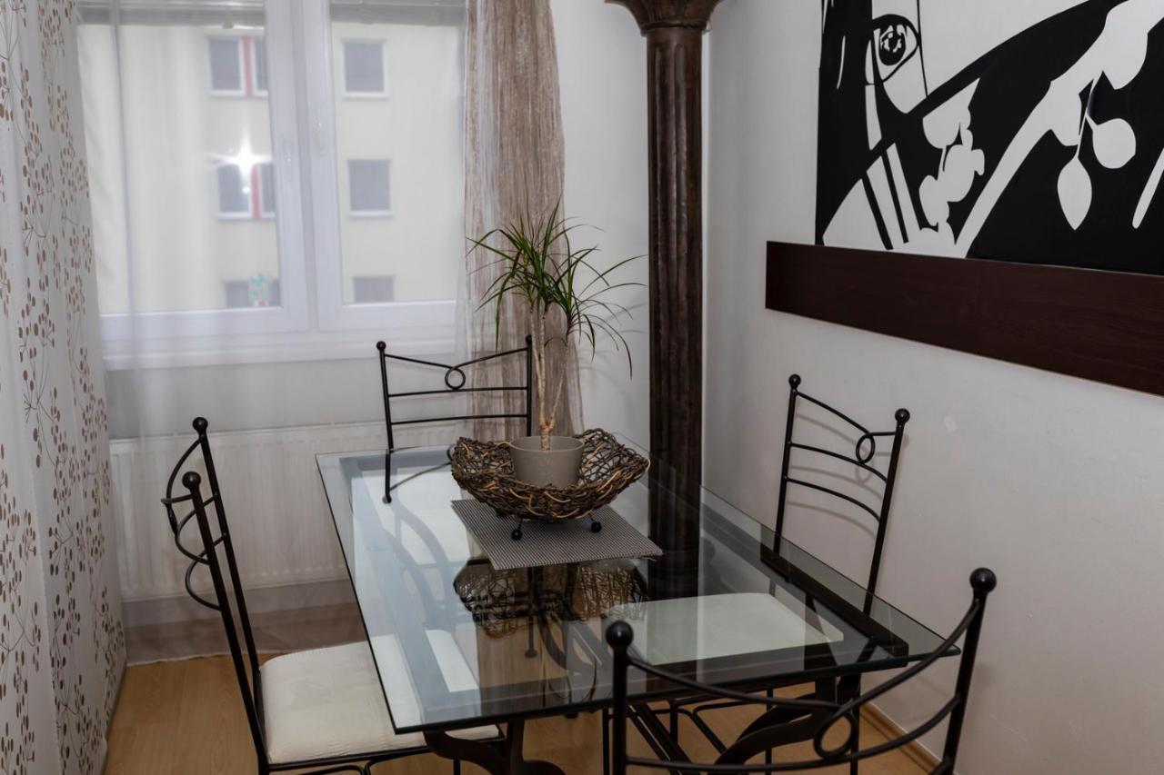 Richie Apartment near Aquapark Prag Exterior foto